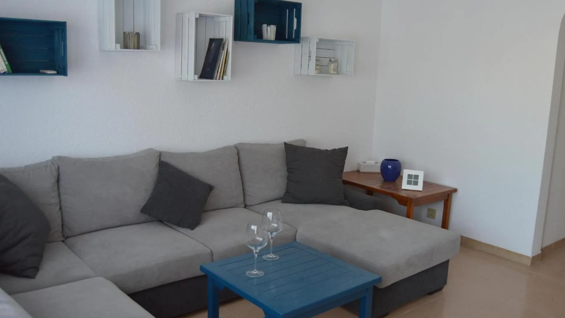 Casa Con Piscina, Amarre Y Aire Acondicionado Para 8 Personas En Zona Tranquila De Empuriabrava - Hisp-288-36