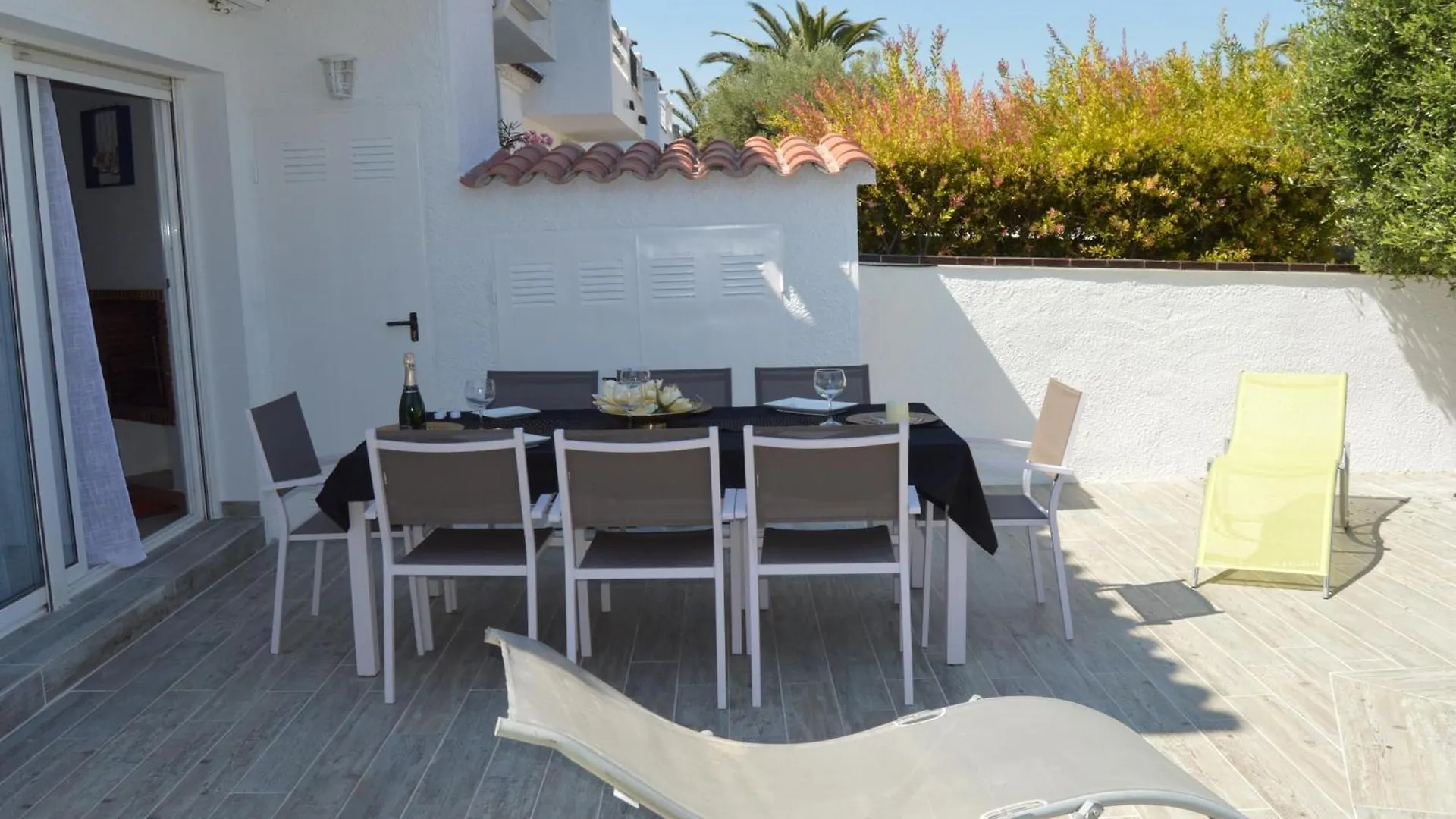 Casa Con Piscina, Amarre Y Aire Acondicionado Para 8 Personas En Zona Tranquila De Empuriabrava - Hisp-288-36 Holiday home